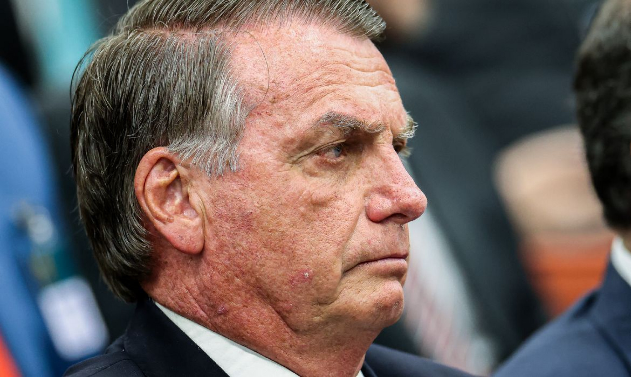 Bolsonaro omitiu transferência de R$ 2 milhões a Michelle, diz PF