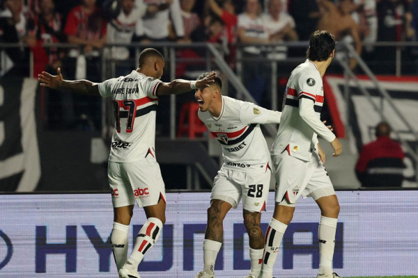 Libertadores: São Paulo vence Atlético nos pênaltis e está nas quartas