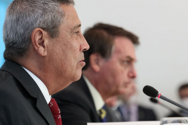 PF: Braga Netto violou proibição de manter contato com Bolsonaro
