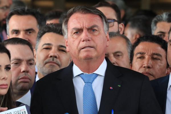 PGR defende reforço de policiamento perto da casa de Bolsonaro