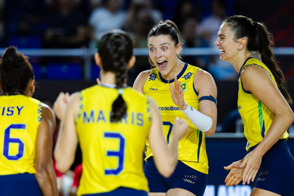 Mundial de vôlei: Brasil bate Porto Rico e fecha 1ª fase na liderança