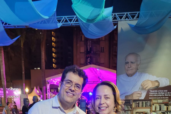 André Trigueiro e Heloisa Pedrosa - Divulgação