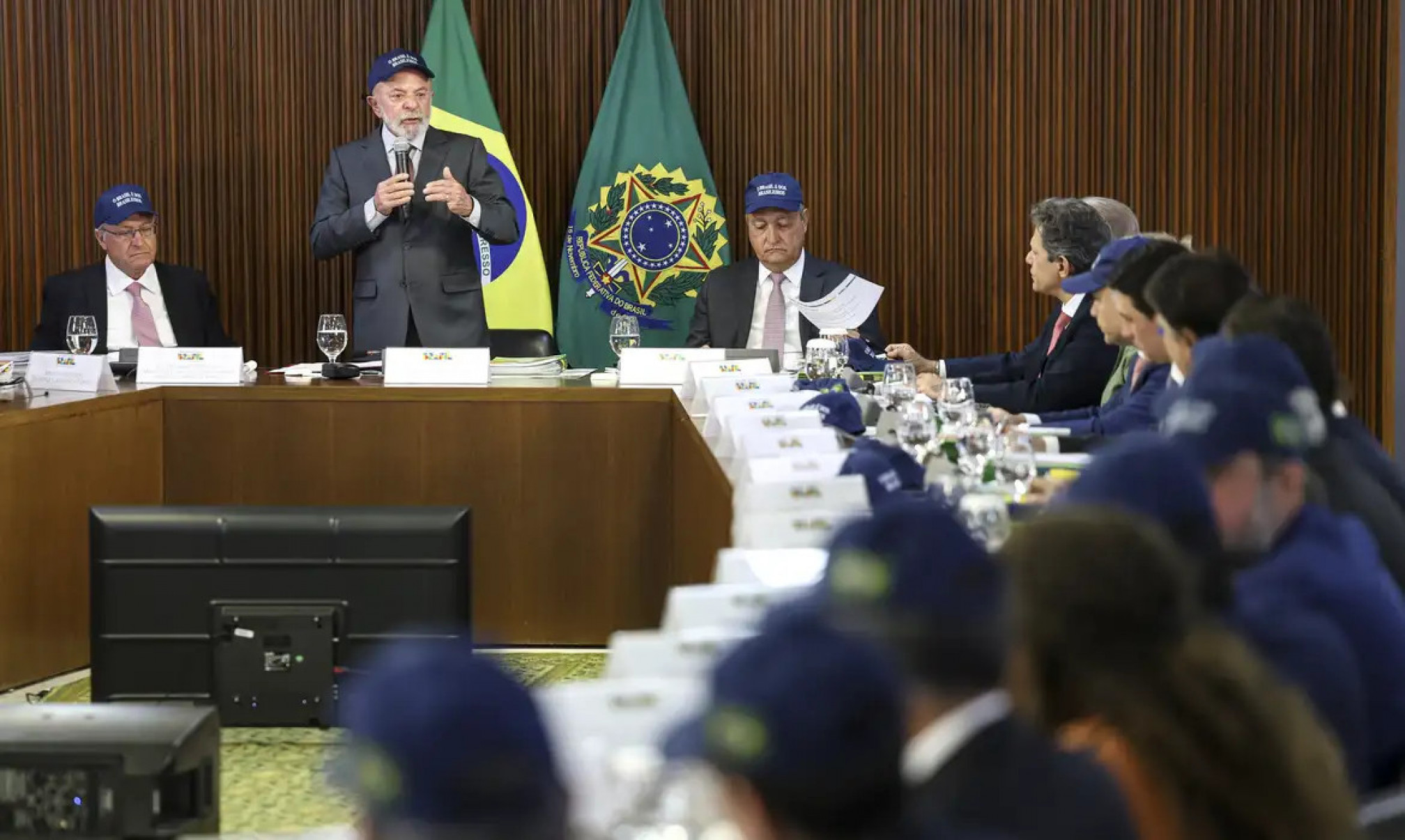 Lula reafirma soberania e diz que Brasil não aceitará ofensas