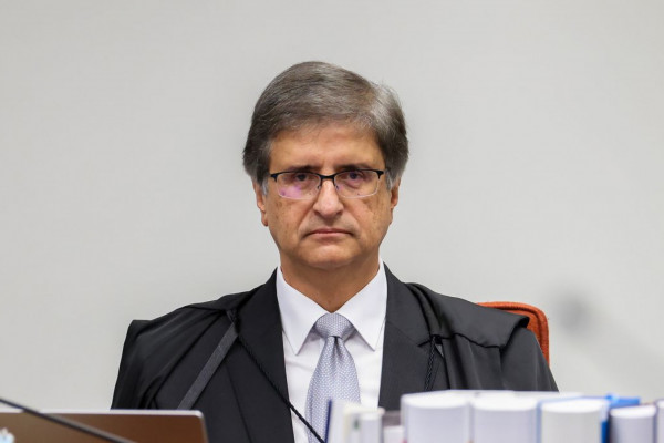 Lula assina recondução de Gonet como procurador-geral da República