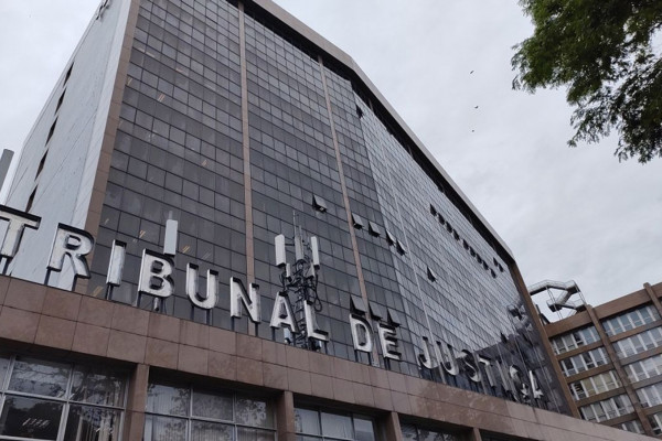 Tribunal de Justiça do Rio alerta sobre golpe do falso advogado