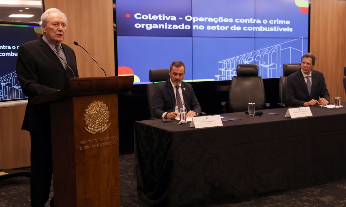 Operações contra crime no setor de combustíveis bloquearam R$ 3,2 bi