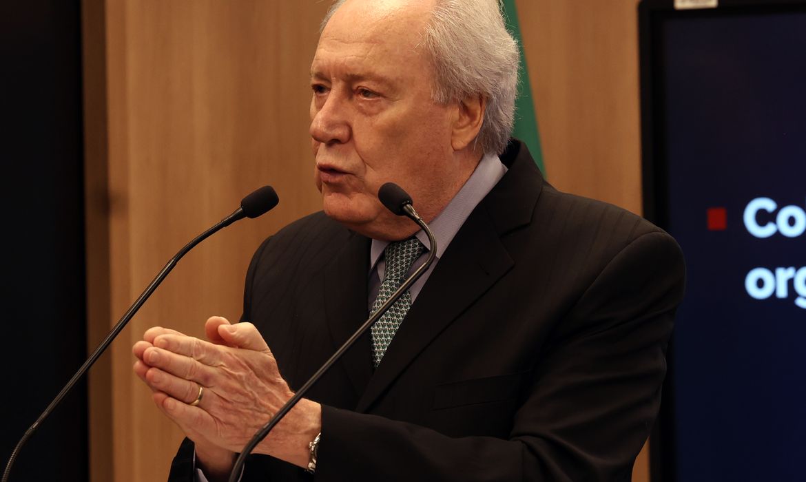 Descobrimos a ponta do iceberg, diz Lewandowski sobre operações