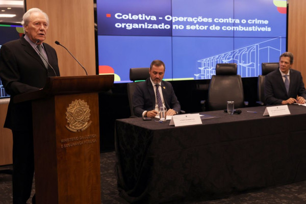 Operações contra crime no setor de combustíveis bloquearam R$ 3,2 bi