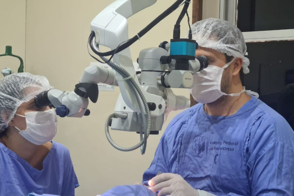 Tempo de espera por transplante de córnea no Brasil dobra em 10 anos