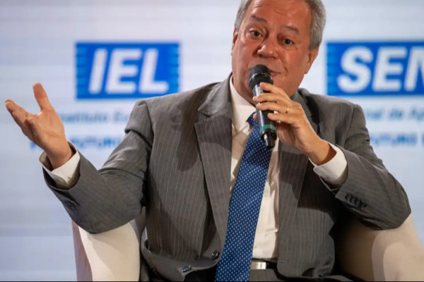 CNI pede cautela após aval a uso da Lei da Reciprocidade contra os EUA