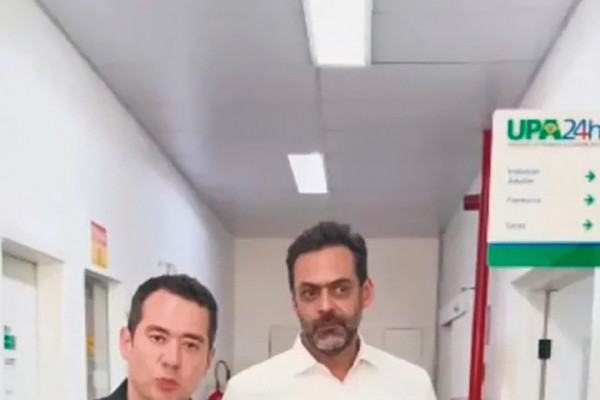 Prefeito Ricardo Silva ao lado do secretário Maurício Godinho, no vídeo que gerou o processo