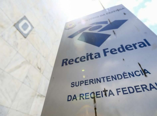 Para coibir lavagem de dinheiro, Receita iguala fintechs a bancos