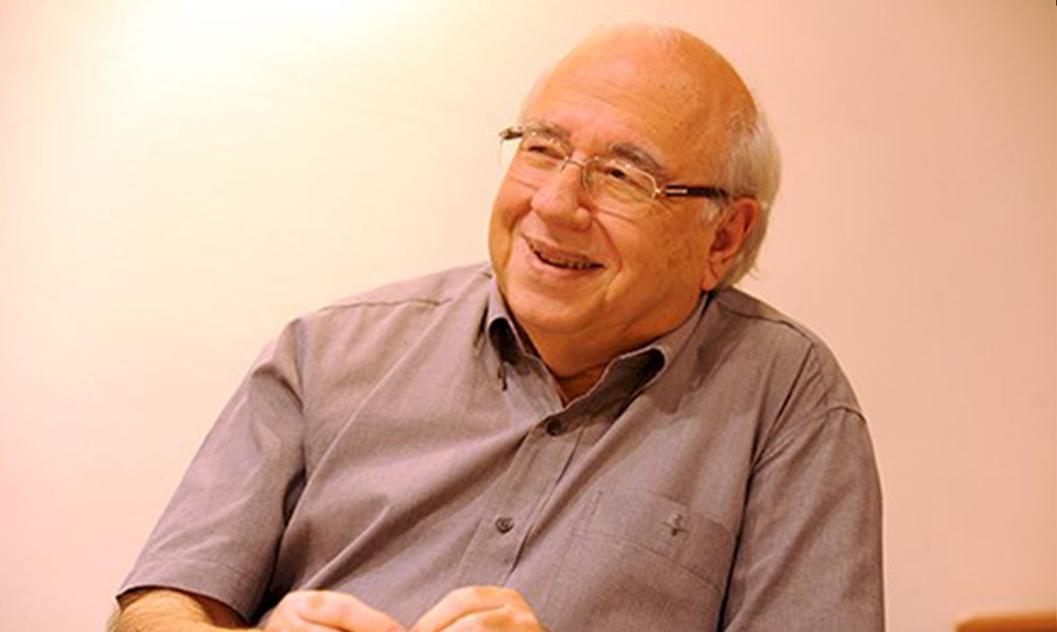 Lula decreta luto oficial por morte de Luis Fernando Verissimo