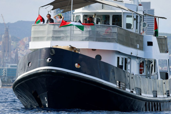 Greta Thunberg se junta à flotilha que se dirige com ajuda para Gaza