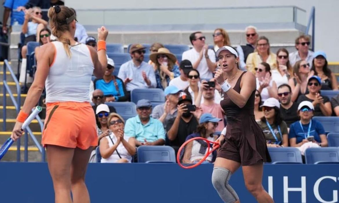 Dupla de Luisa Stefani vence 3ª seguida e vai às quartas do US Open