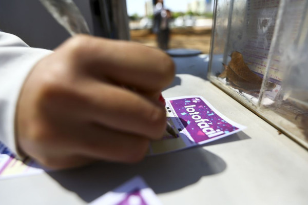 Última semana para jogar na Lotofácil da Independência