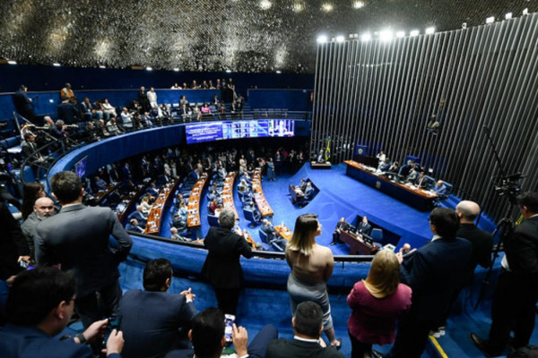 Senado reduz prazo de inelegibilidade previsto na Lei da Ficha Limpa