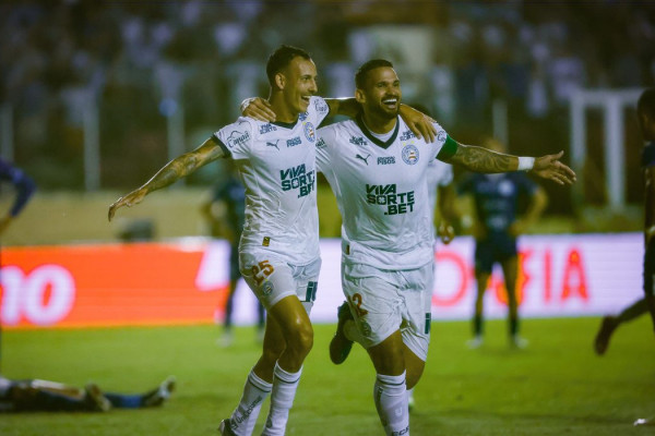 Copa do Nordeste: Bahia vence Confiança por 4 a 1 e encaminha título