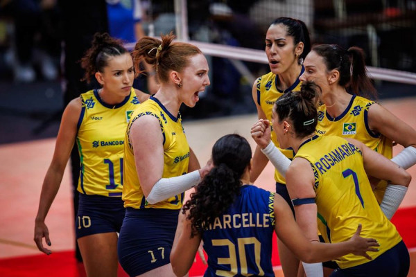 Brasil avança para semifinal do Mundial de vôlei feminino