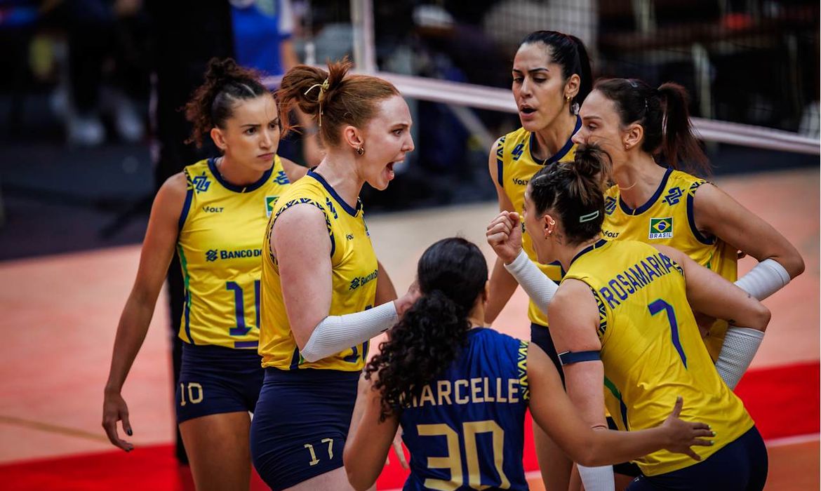 Brasil avança para semifinal do Mundial de vôlei feminino