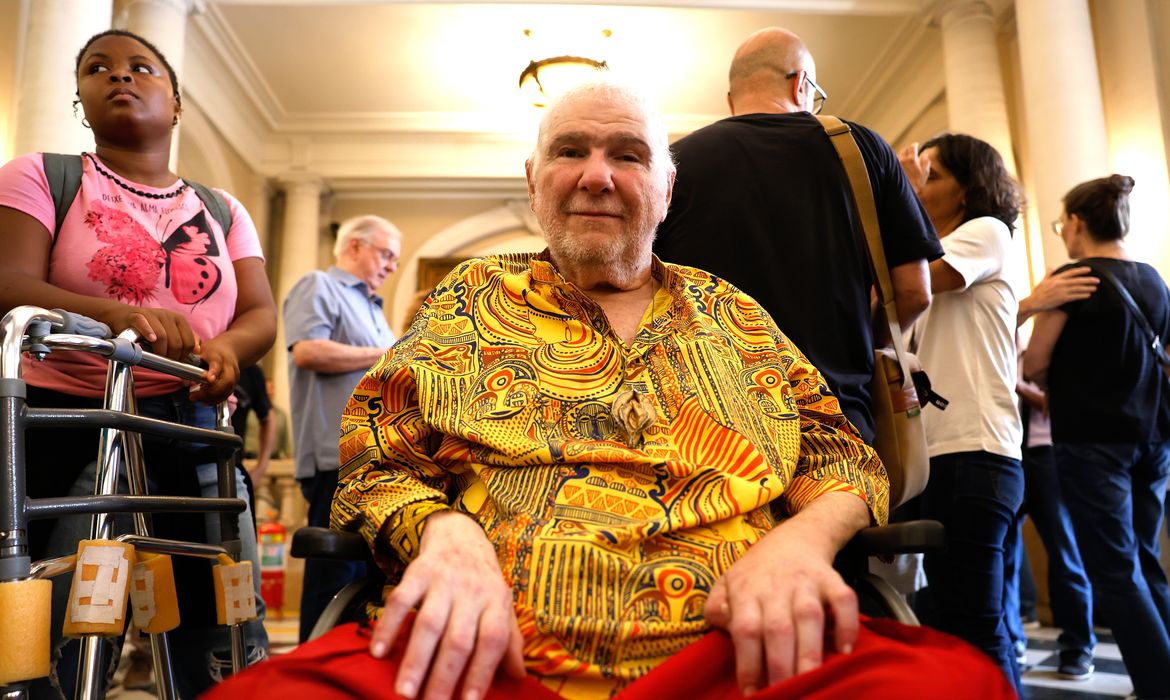 Cinéfilos exaltam Silvio Tendler: "absolutamente fundamental"