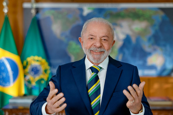 Lula exalta soberania e defesa do povo em rede do 7 de setembro