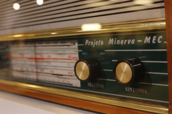 Rádio MEC completa 102 anos como símbolo de cultura e educação no país