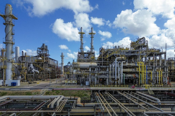 Faturamento da indústria subiu 5% em 2025, mostra CNI