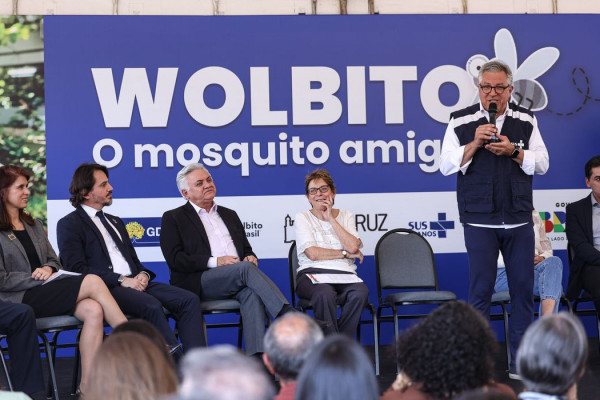 Brasília ganha biofábrica de mosquitos com tecnologia contra a dengue 