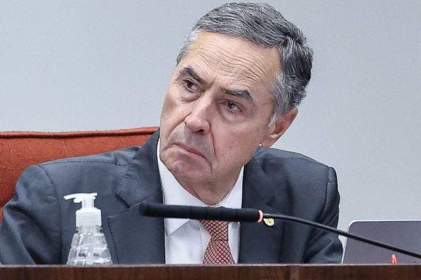 Barroso diz que julgamento encerra "ciclo do atraso" no Brasil