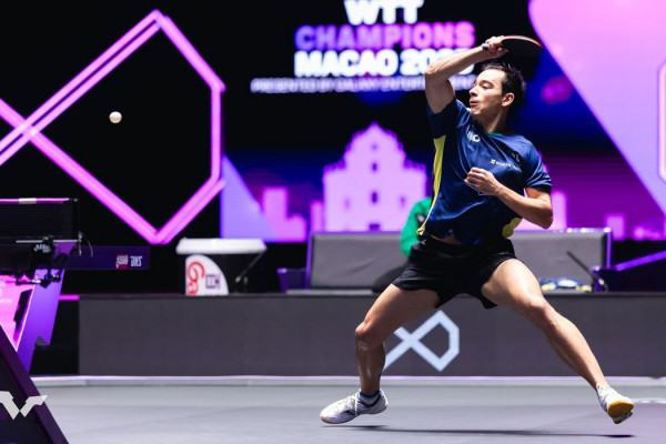 Hugo Calderano é vice-campeão do WTT Champions Macau