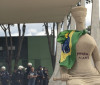 8/1: Moraes mantém prisão domiciliar de mulher que pichou estátua 