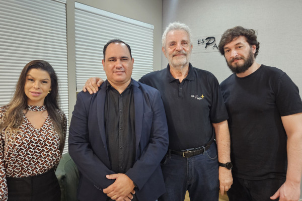 Karina Mara, Marcus Pontes, Paulo Schwartzmann e Pedro Poncini - Divulgação