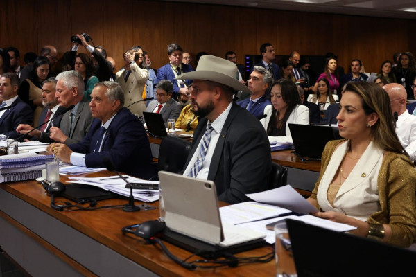 CPMI do INSS convida ministro da CGU, advogado-geral e diretor da PF 