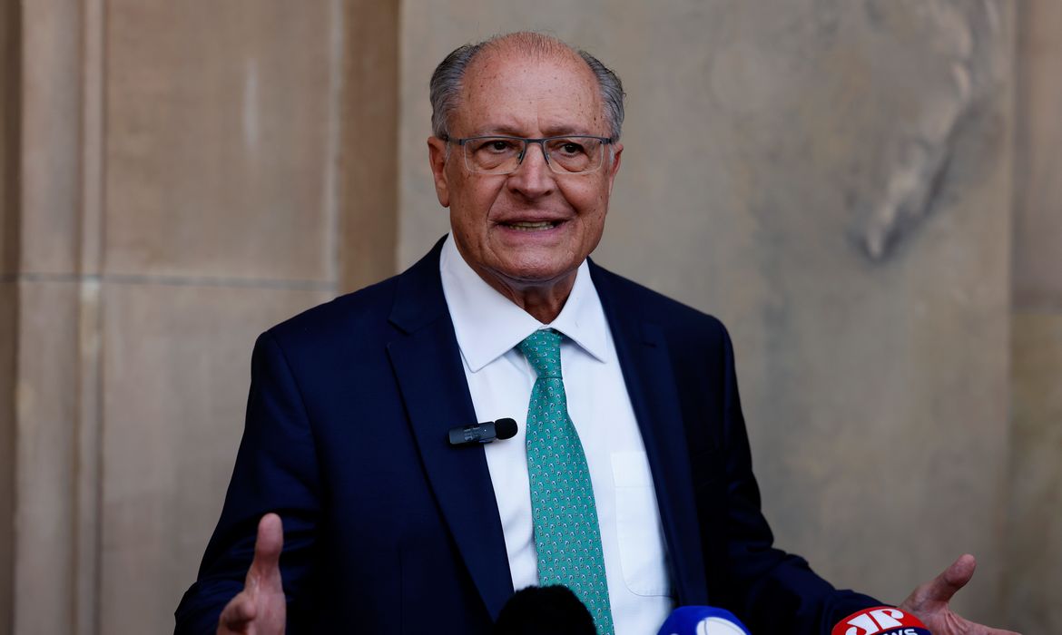 Alckmin diz que "Judiciário tem a última palavra" sobre anistia