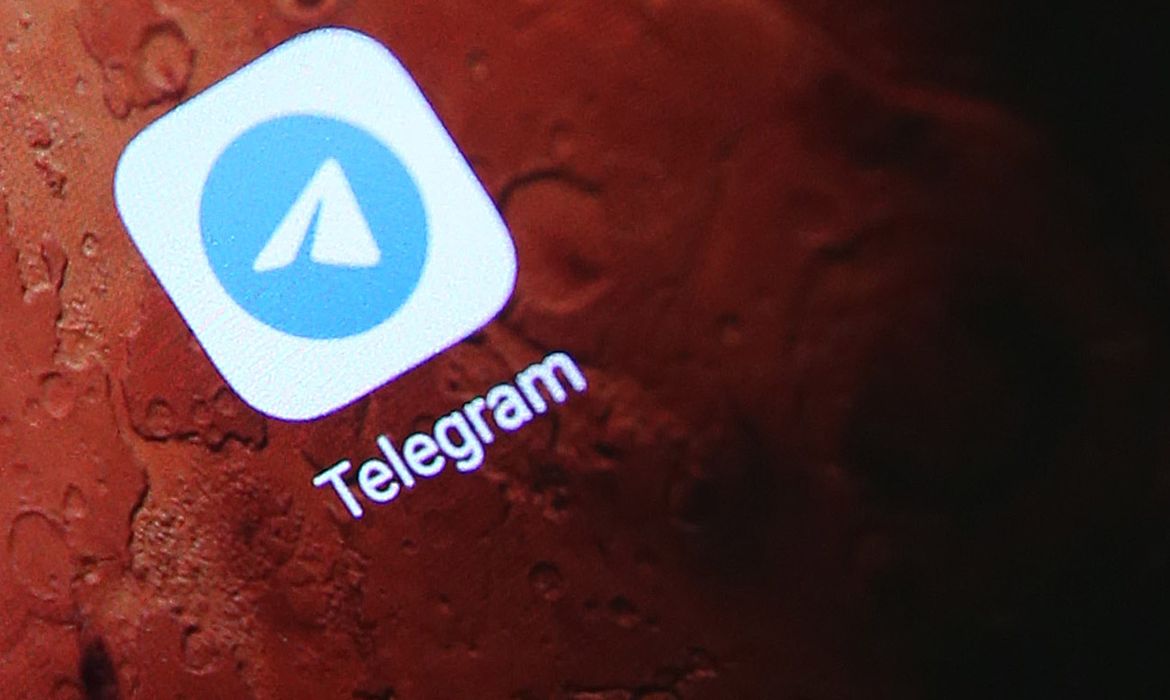 Telegram atende AGU e remove canais que vendiam falsa cura para câncer