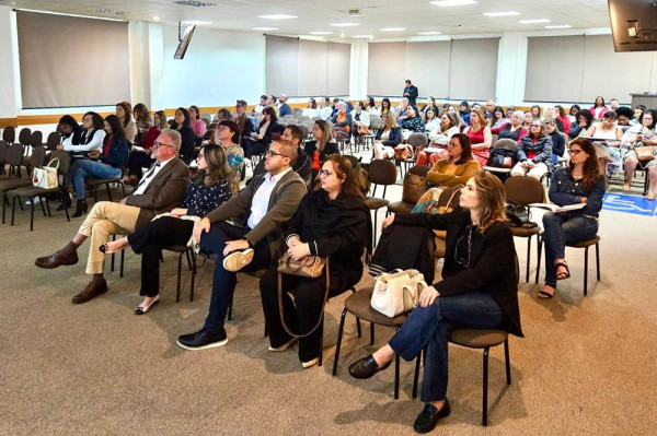 Congresso de Professores SME: Conselho de Educação questiona mudanças no currículo