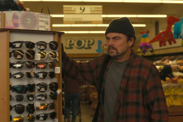 Leonardo DiCaprio interpreta Bob Ferguson em 'Uma Batalha Após a Outra'