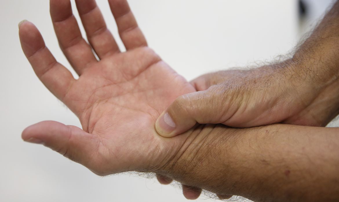 Política para pacientes reumáticos pode criar modelo a ser replicado