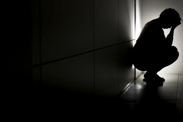 Uma em cada 4 pessoas já pensou em suicídio, alerta pesquisa