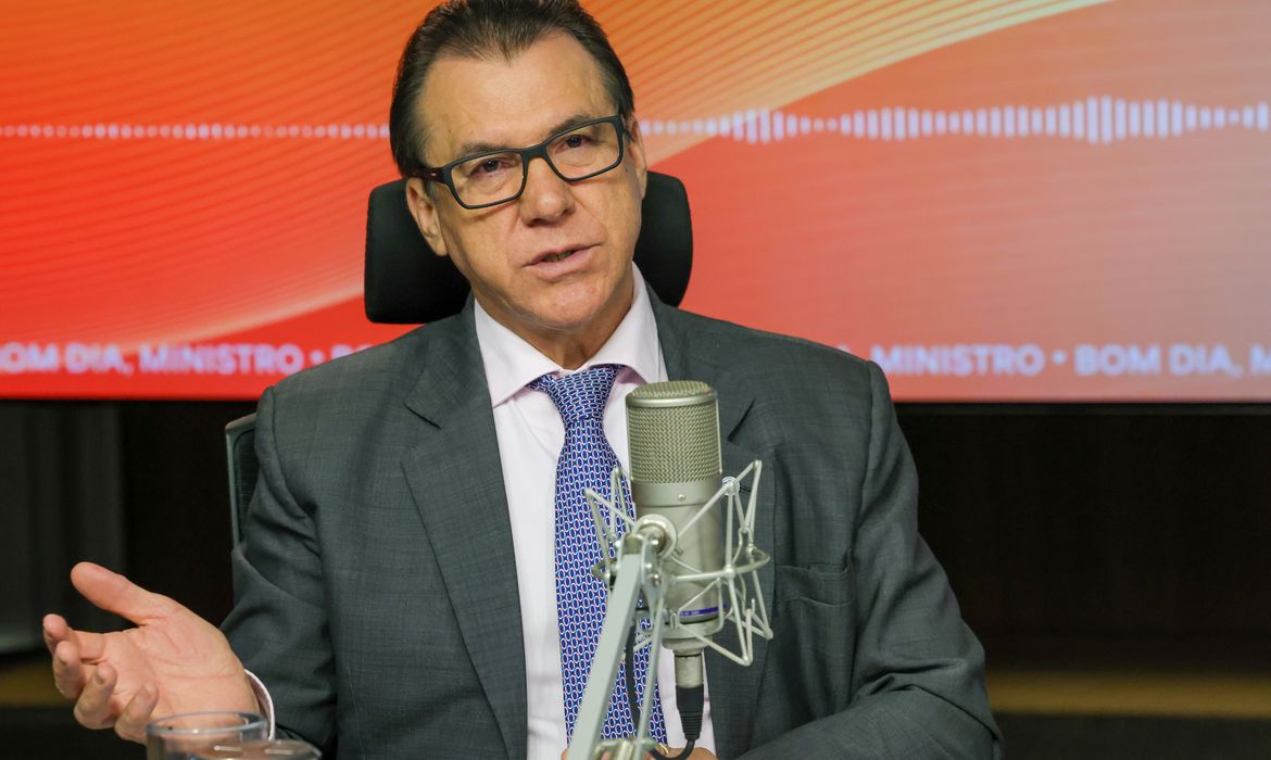 Marinho defende mobilização popular como pressão contra escala 6 por 1