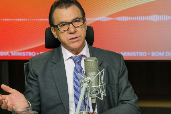 Marinho defende mobilização popular como pressão contra escala 6 por 1