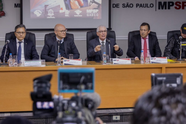 PCC usa postos e motéis para lavagem de dinheiro, aponta operação 