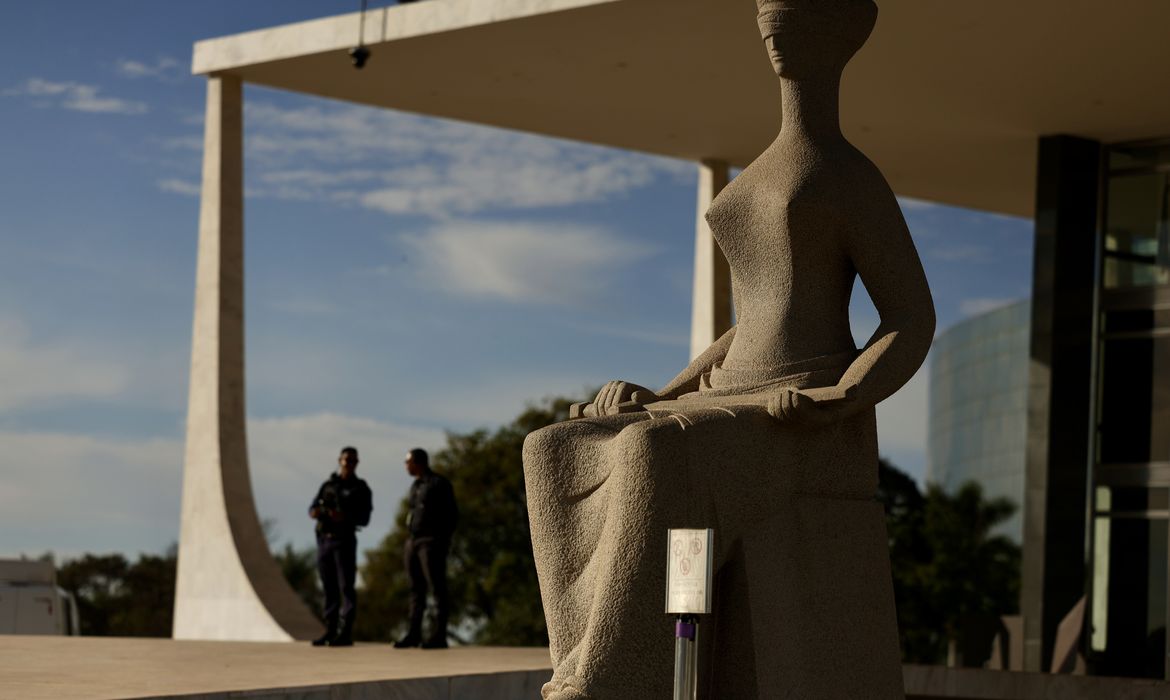 STF adia conclusão de julgamento sobre sigilo de buscas na internet 