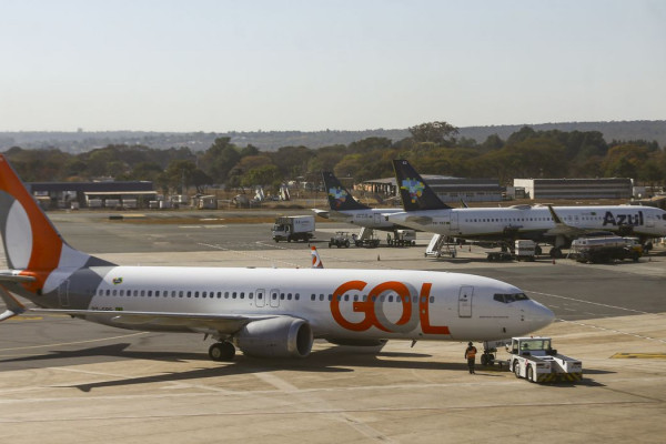 Gol e Azul encerram acordo de cooperação comercial