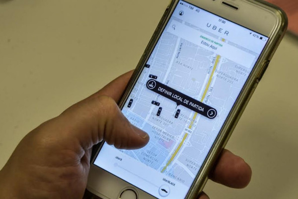 STF julgará vínculo trabalhista de motoristas e entregadores