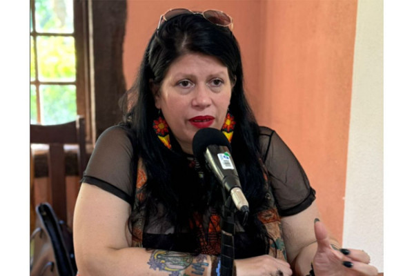 Conversa com o Autor tem entrevista inédita com argentina Dolores Rey