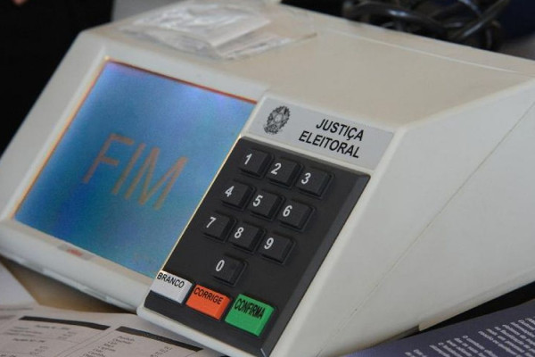 Com vetos, Lula sanciona limite para inelegibilidade por Ficha Limpa