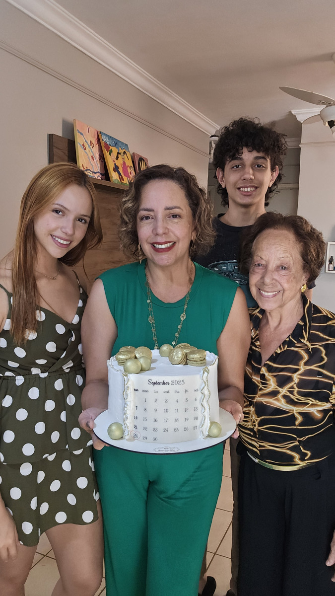 Luiza, Heloisa, Victor e Maria Luzia Pedrosa