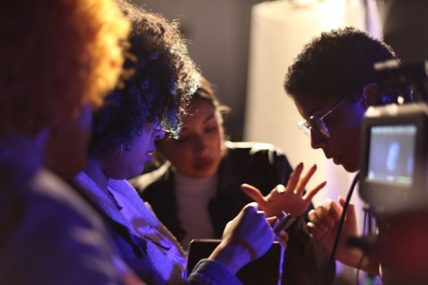 Projeto Meninas Negras na Ciência, da Fiocruz, tem inscrições abertas